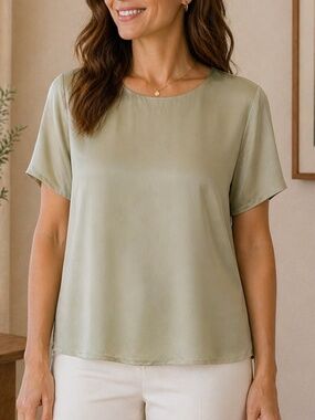 Jones New York 100% Silk Blouse Beige Short Sleeve Lightweight Top Women’s